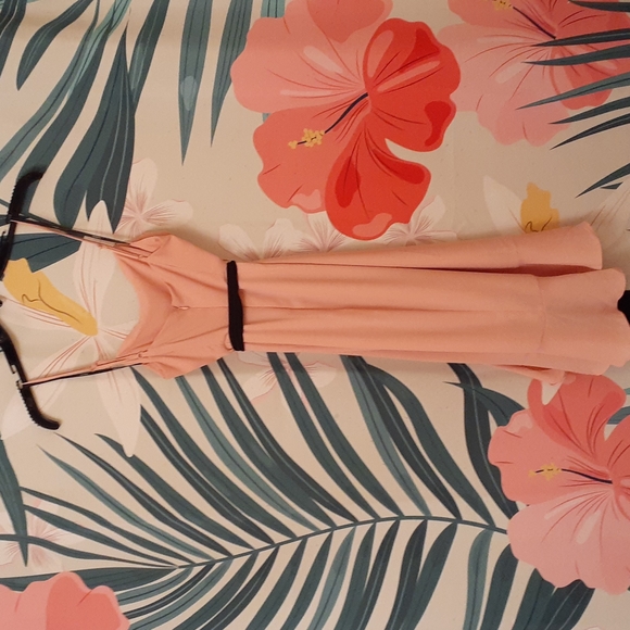 Ladies dress - Picture 5 of 6